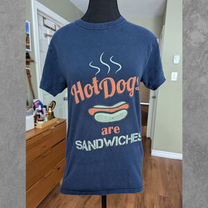 Hot Dogs are SANDWICHES Vintage Graphic Tee Navy Blue M